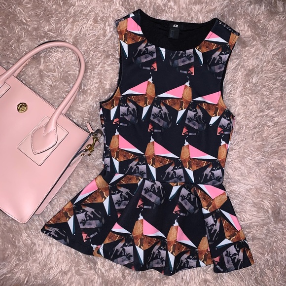 H&M Tops - ALL TOPS 3/$20 • Peplum Top